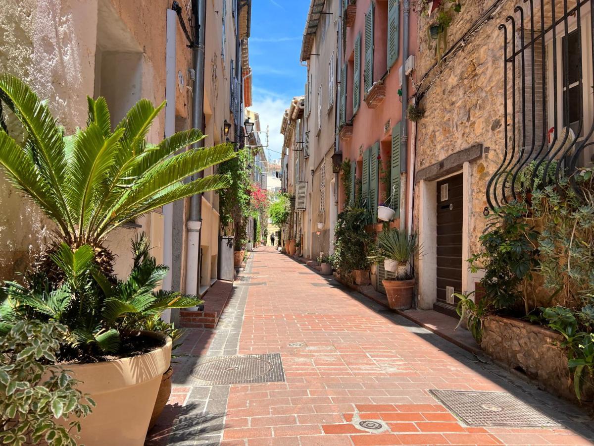 Les Petits Volets 2 Bed & Breakfast Antibes Luaran gambar